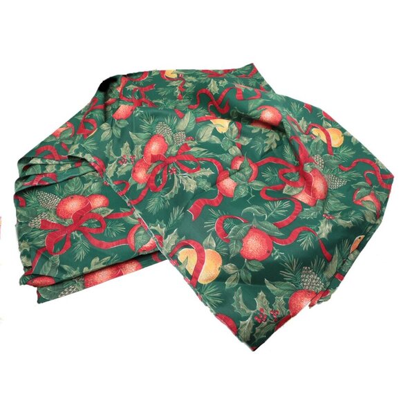 Vintage Christmas Large Rectangle  Tablecloth Craft Fabric Holly Berries Ribbon - Picture 1 of 6